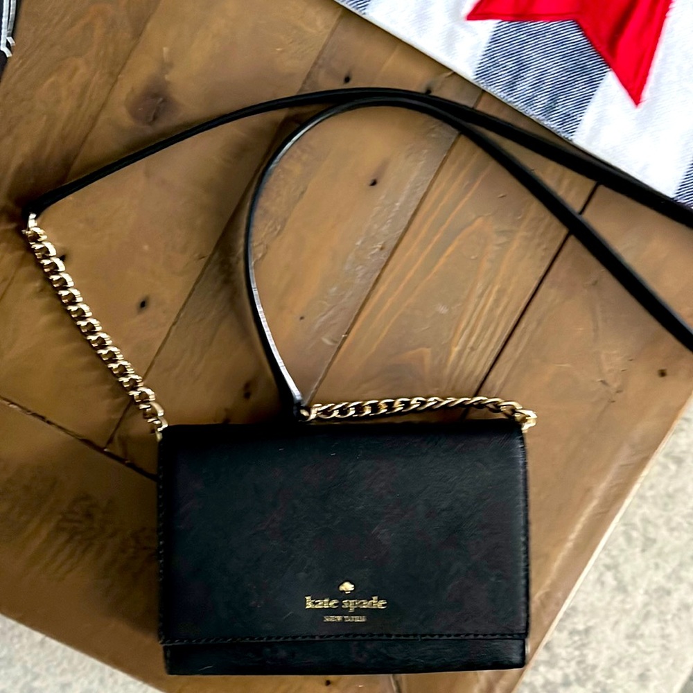 Gently used Kate Spade purse.